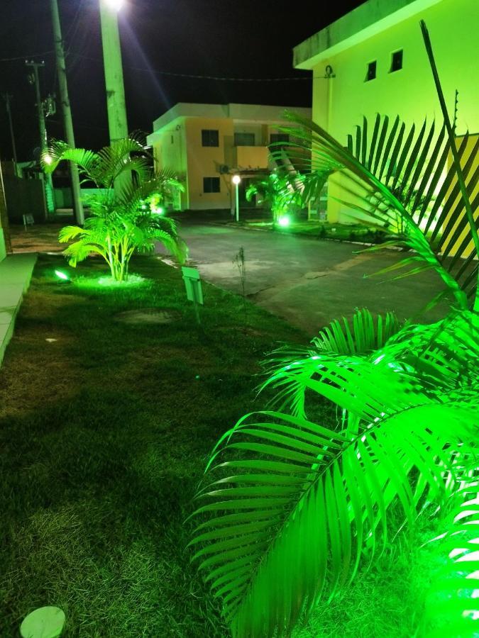 Pedacinho do Paraíso: Beachfront Condo with Gourmet Area Porto Seguro Exterior photo